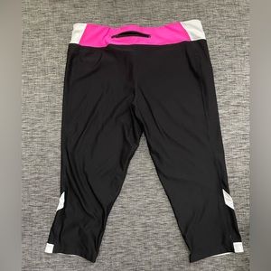 Xersion Womens Large Capri Workout Capri Leggings